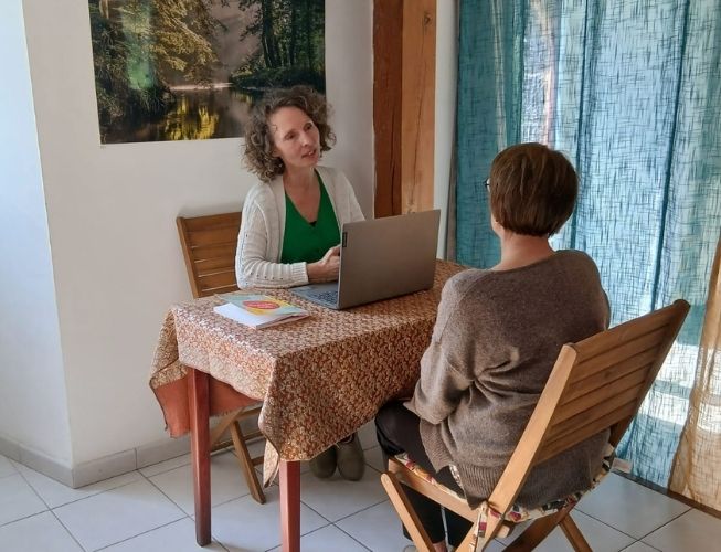 Fatigue profonde et surcharge mentale nécessitant un accompagnement bien-être en Alsace